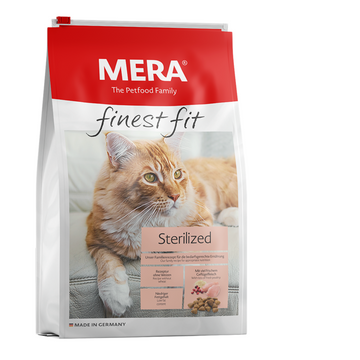 Düşük yağlı ve yüksek proteinli MERA Sterilised kuru kedi maması, kısırlaştırılmış kedilerin kilo kontrolü ve sağlıklı yaşamı için geliştirilmiş tavuklu formül